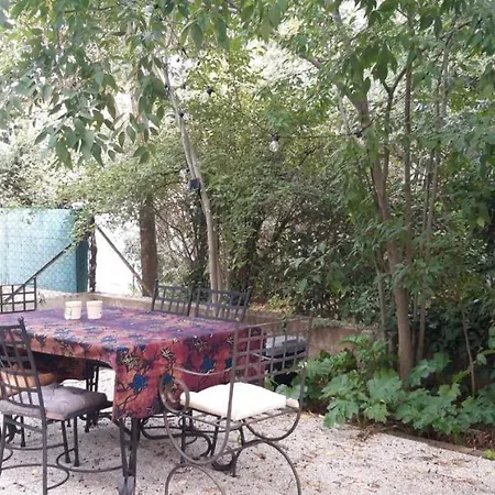 Chez Annie D'hote منزل للإقامة *