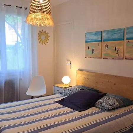 Chez Annie D'hôte Quarto em Acomodações Particulares *